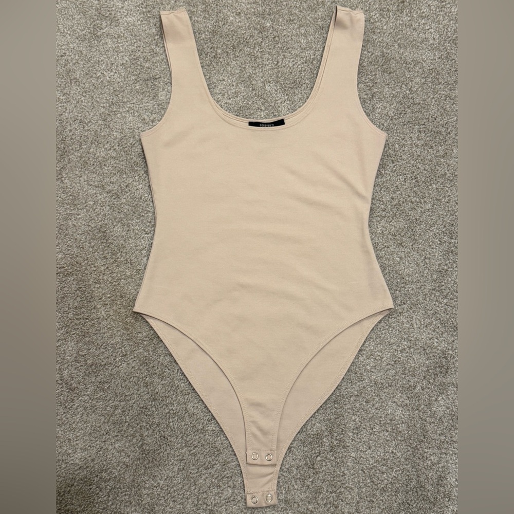 Forever 21 Bodysuit Medium
